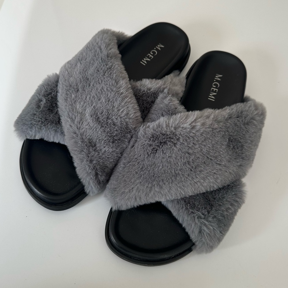 M. Gemi The Pia Faux Fur Italian Leather Slip On Slides